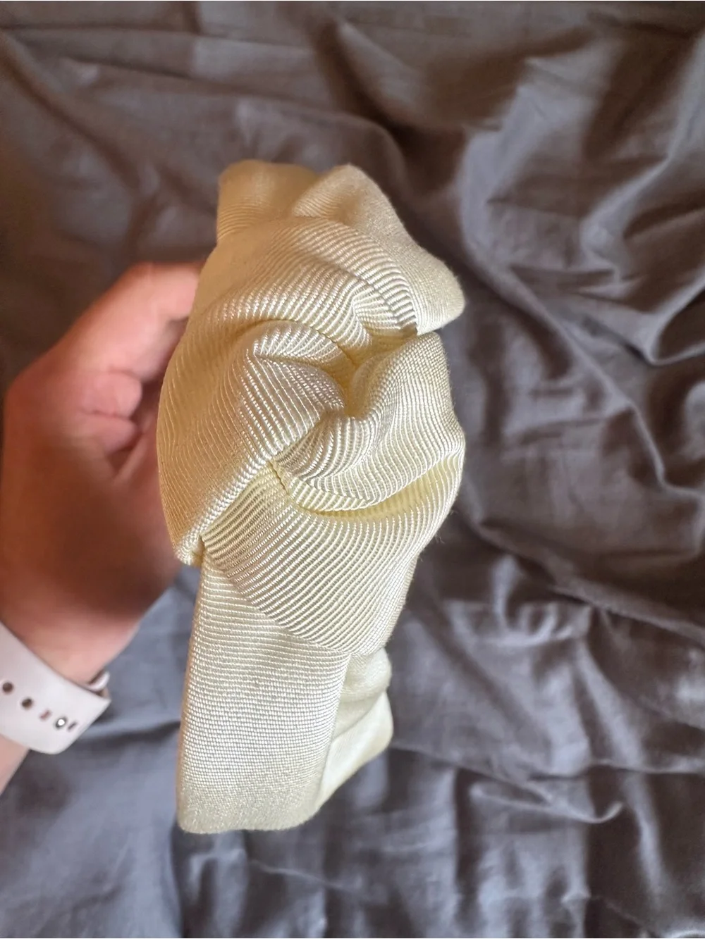Jennifer Ouellette Knotted Fabric Headband in Cream - Women's Hair Accessory
